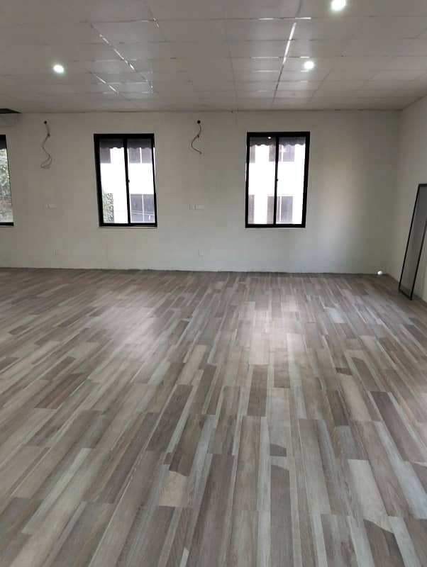 1400 sqft Hall with kithen bath Egerton Road near LDA Plaza near Shimla Hill Lahore 0