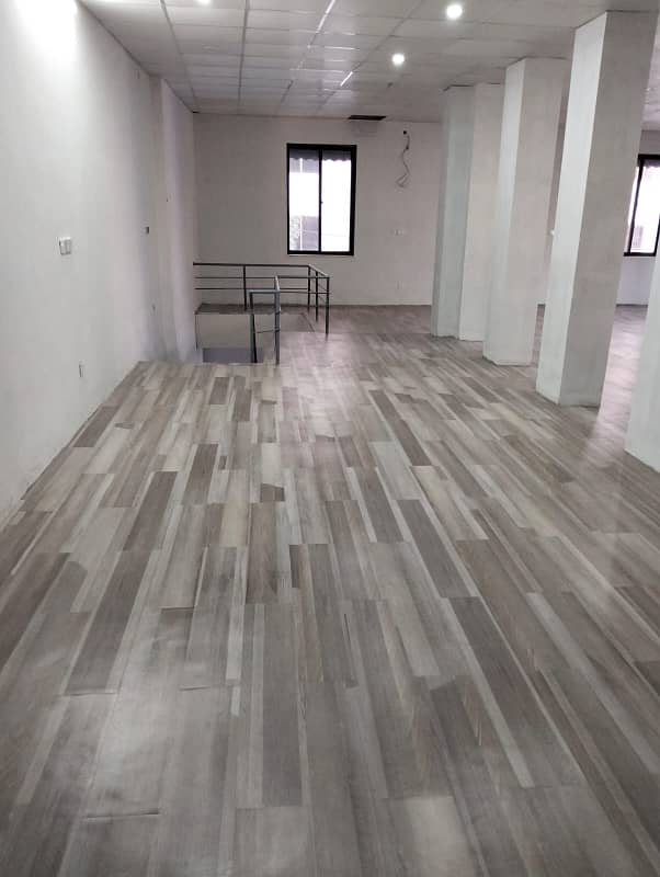 1400 sqft Hall with kithen bath Egerton Road near LDA Plaza near Shimla Hill Lahore 3