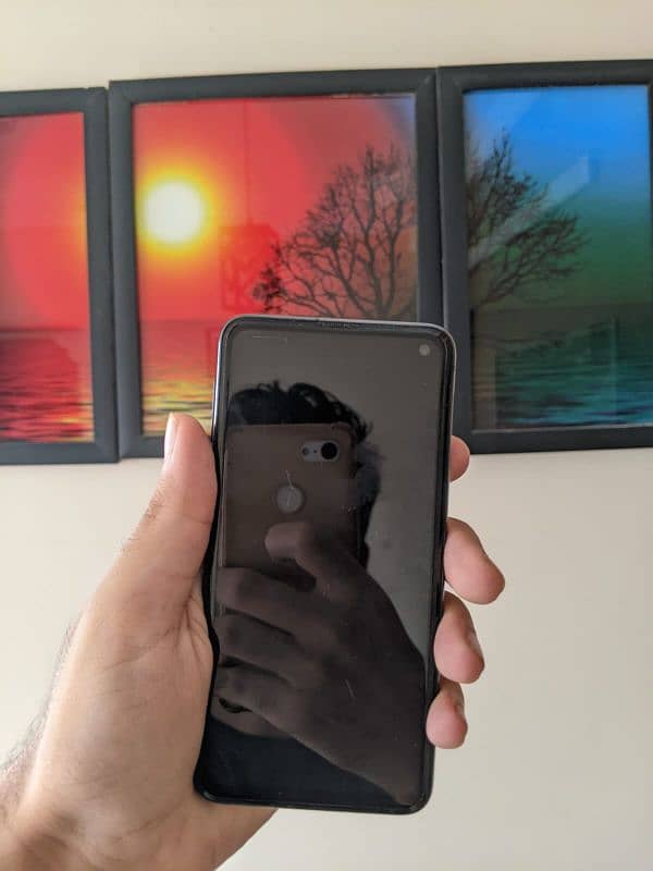 Samsung Galaxy S10e 6GB/128GB - Non PTA 2