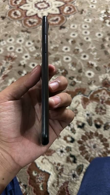 one plus 5 6/64gb 2