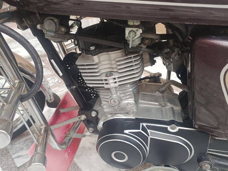 Honda 125 In Best Condition For Sale 3