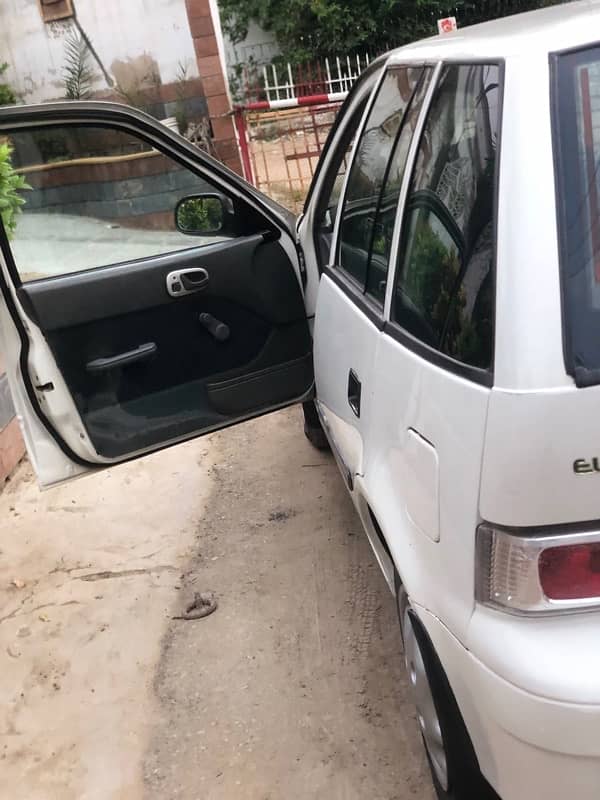 Suzuki Cultus VX 2015 4