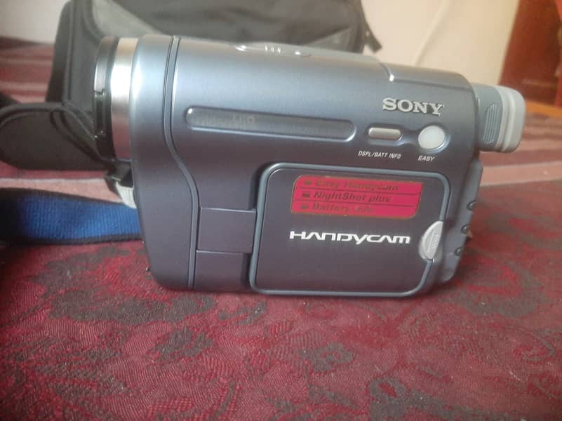 Sony CCD-TRV228E Camcorder In Discounted Price 7