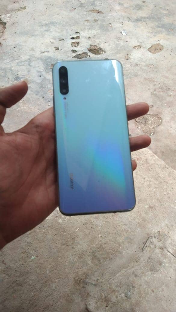 Huawei y9s 5