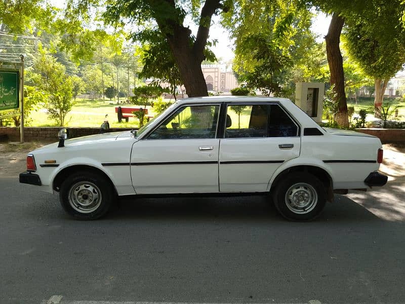 Toyota Corolla XE 1982 7