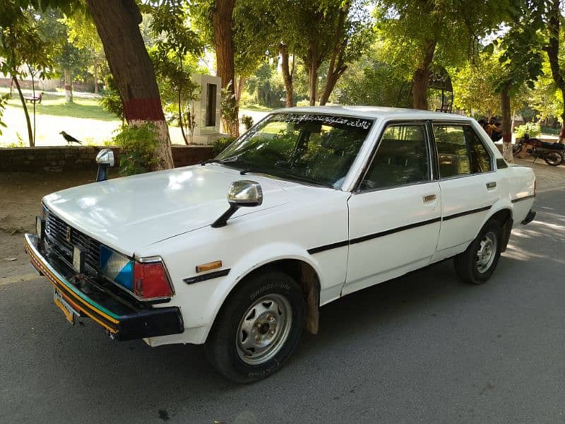 Toyota Corolla XE 1982 8