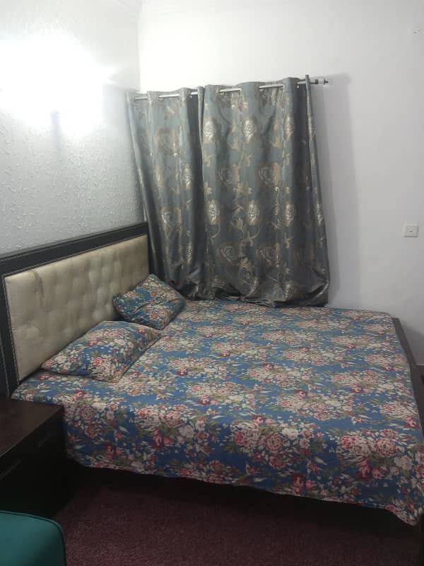 Furnish room available in E11/4 near to F11 markez for male 1