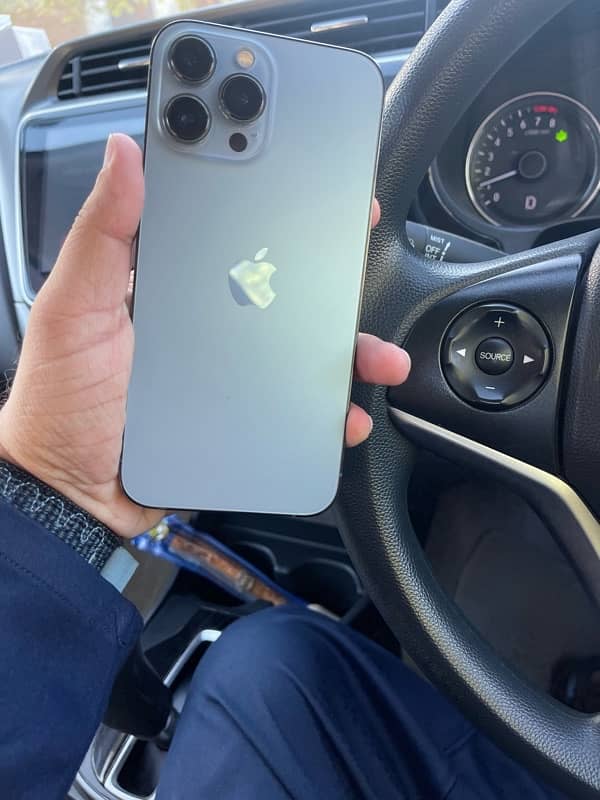 iphone 13 pro max 128 gb Pta Approved 3