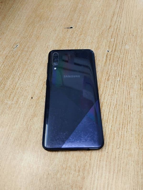 Samsung A30s 128GB 1