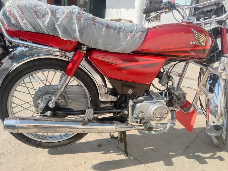 Honda CD 70 2015 8