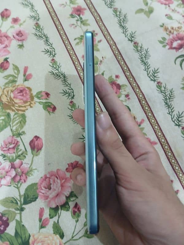 Redmi note 11 6/128gb 10 by 10 condition 3