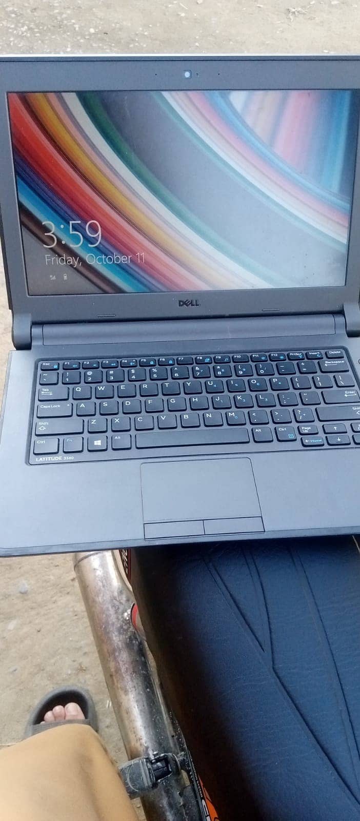 Urgent sale Dell I3 laptop 8