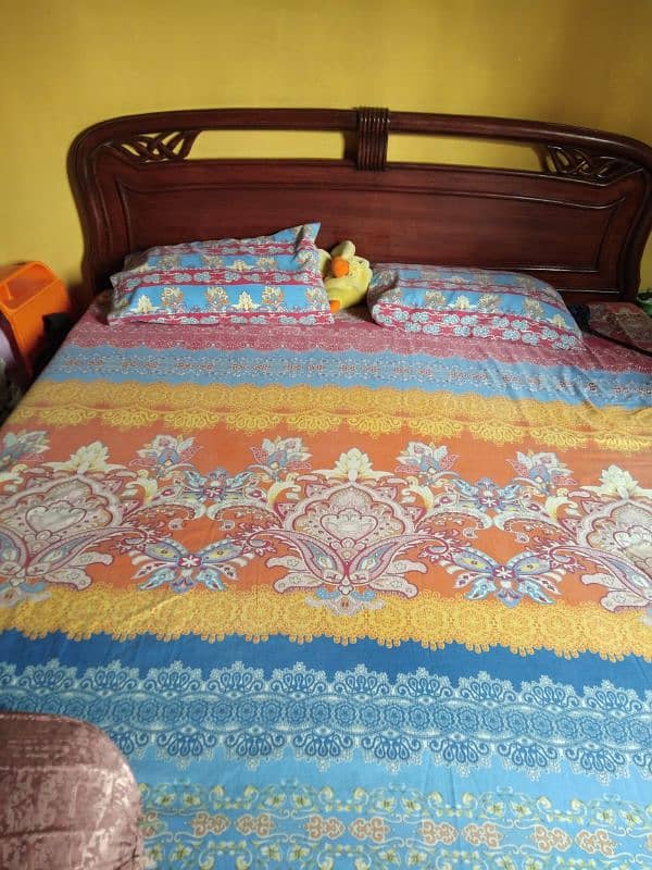 wooden bed for sale 0