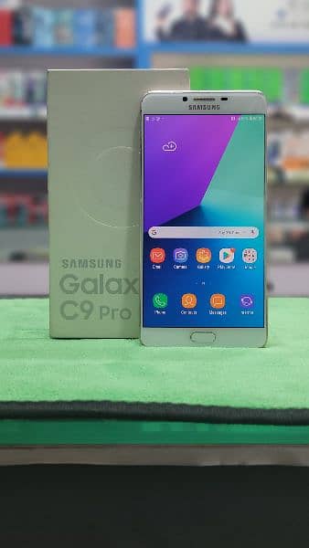 Samsung C9 Pro 1