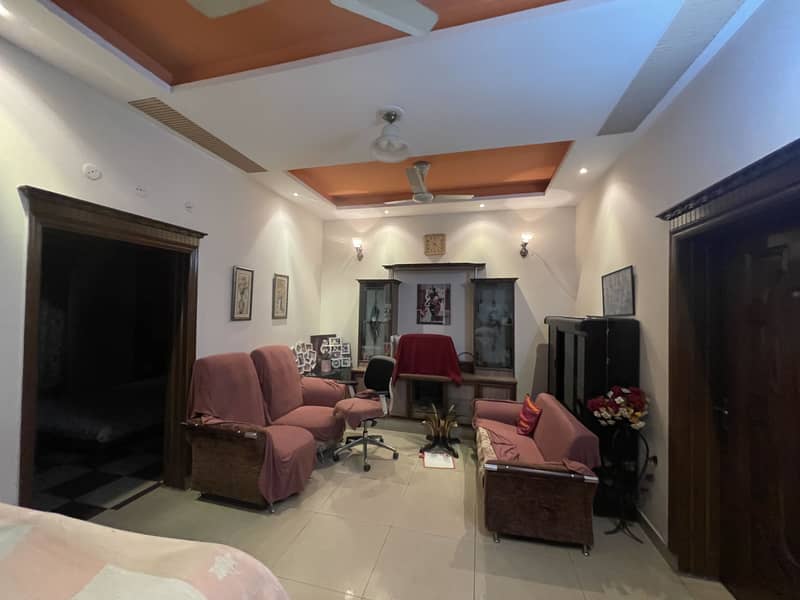 5 Marla House For Sale Near To Emporium Mall 14