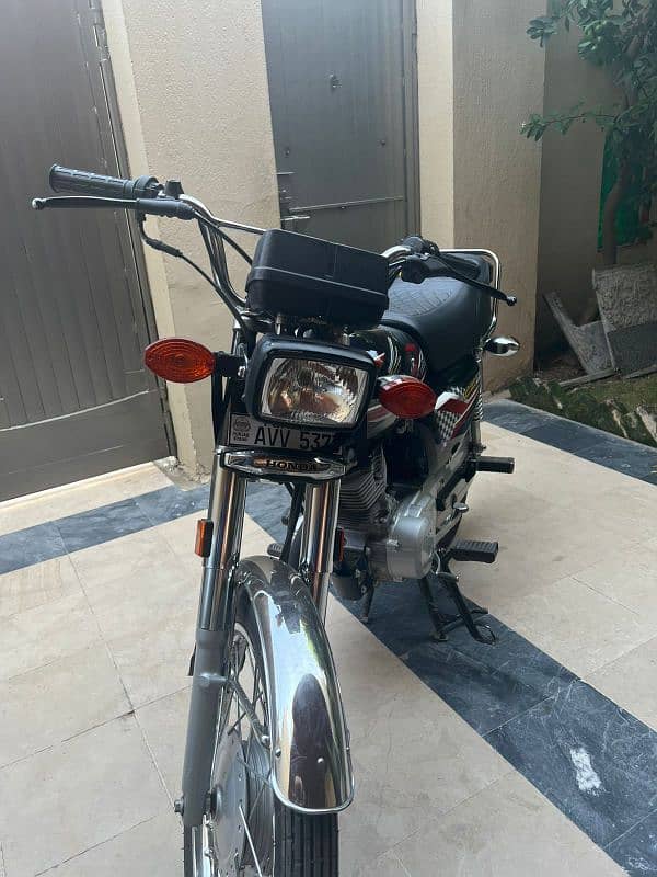 Honda CG 125 Brand New Condition 3