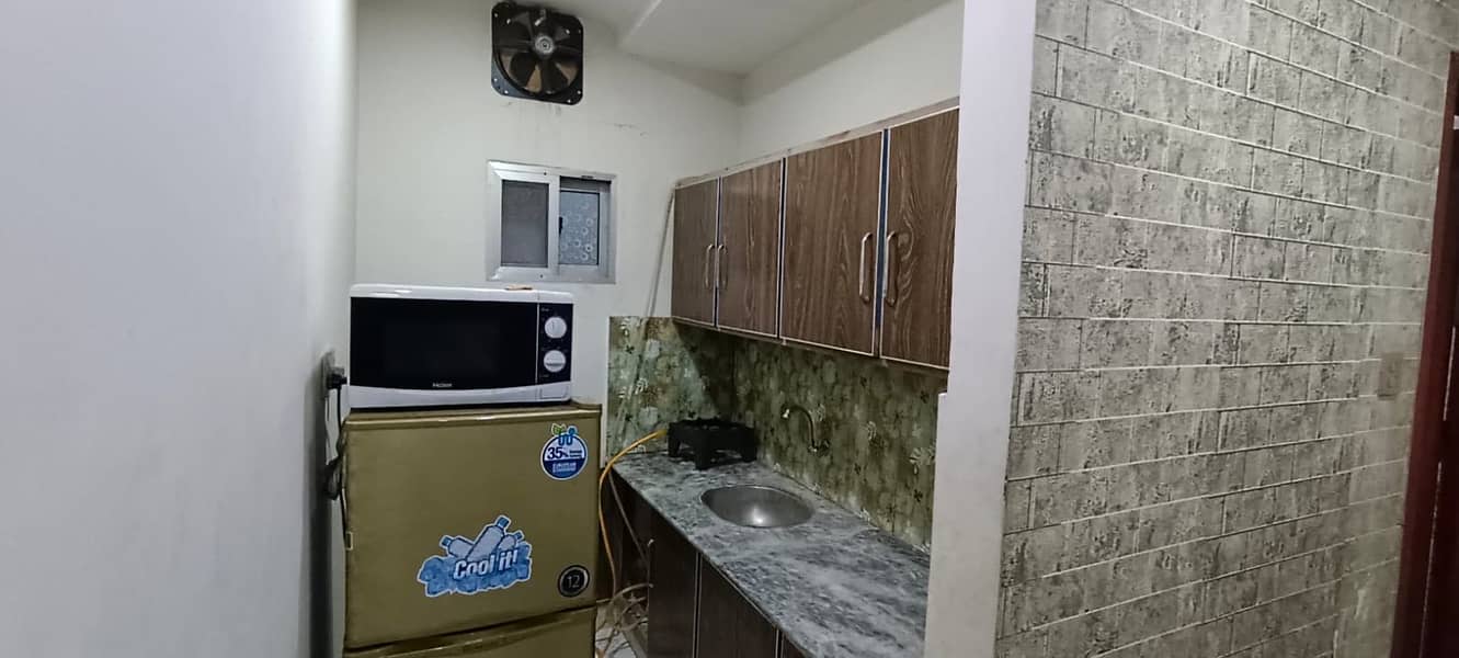 350 SQ FEET FLAT FOR SALE IN JOHAR TOWN NEAR EXPO CENTER 3