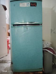 waves fridge good condition