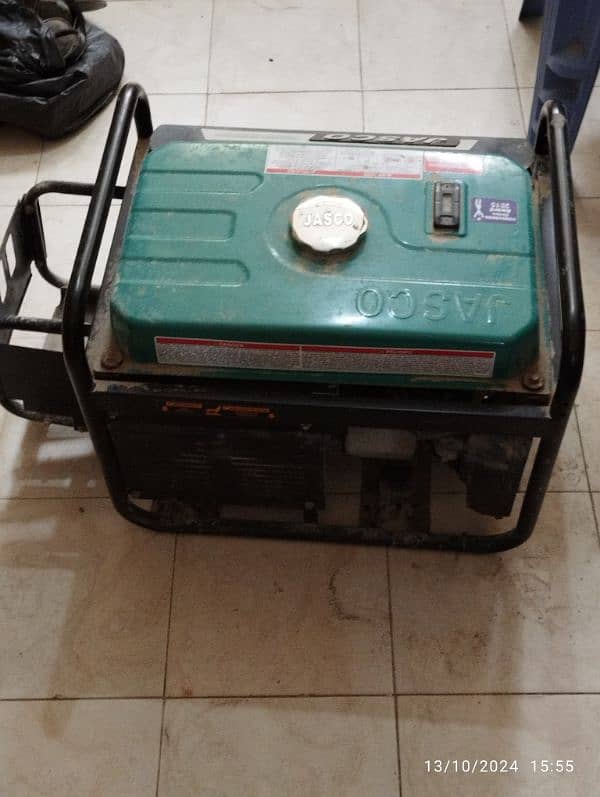 Jasco generator 3000 VA (2300 watt) 4