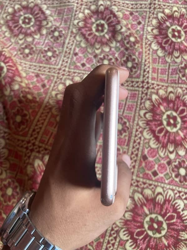 iphone 8plus 64gb  non pta fu 3