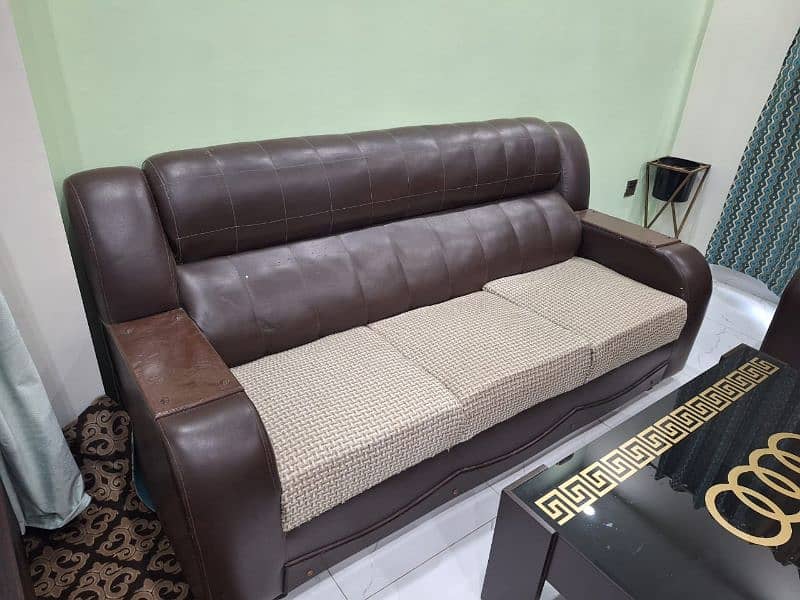 Sofa set 6 Seater Good Condition 3