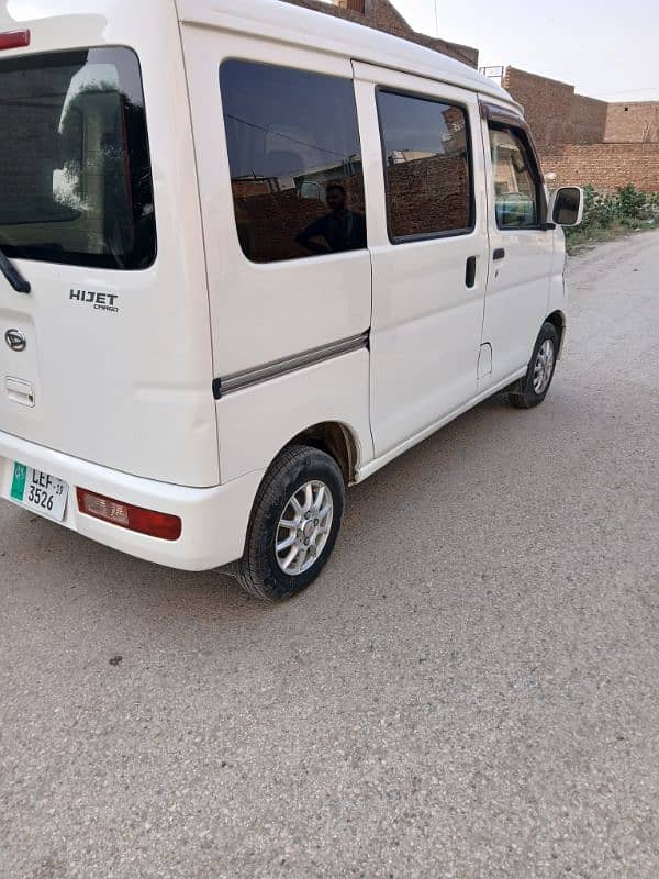 Daihatsu Hijet 2019 3