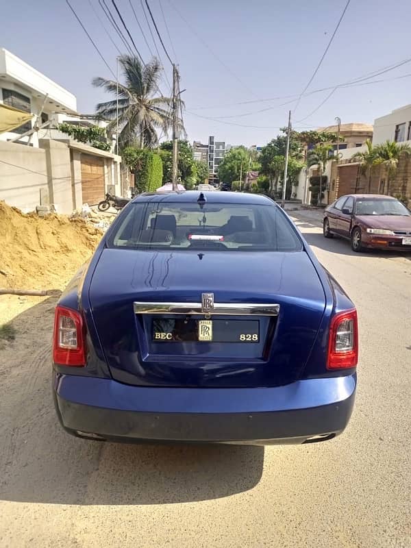 Toyota Camry 2004 (converted into Rolls Royce) 3