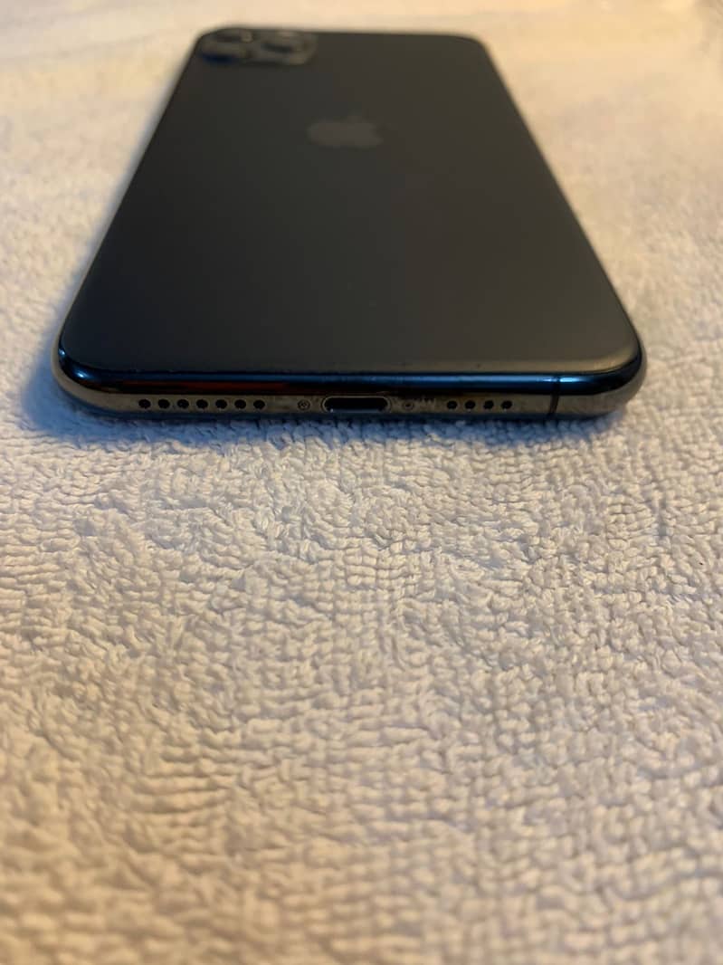 Iphone 11 ProMax (PTA APPROVED) 2