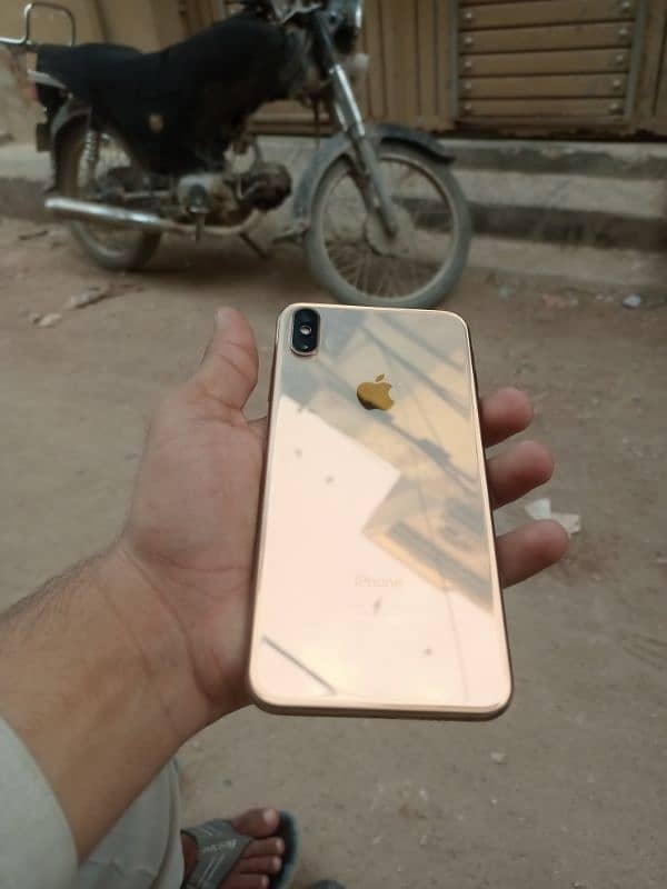 I phone xs max non 256 GB paynal cheng face I'd ok 0