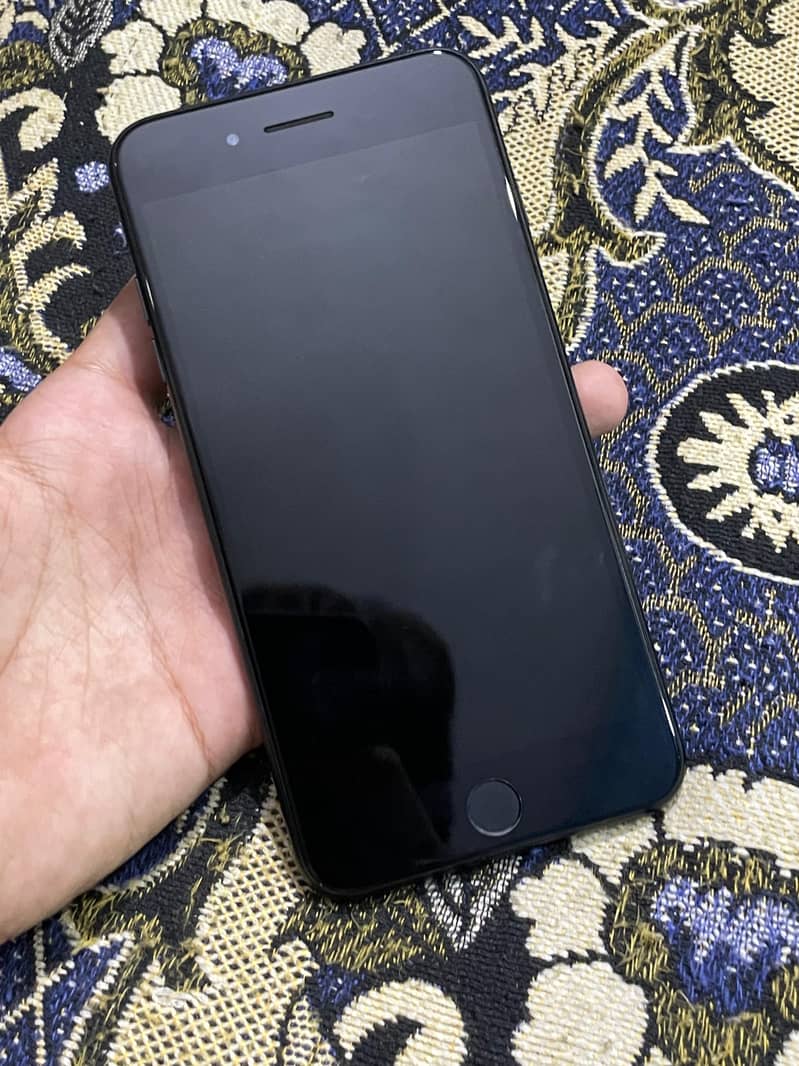 iphone 7 plus urgent for sale 1