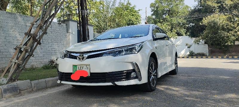 Toyota Corolla Altis 2019 1