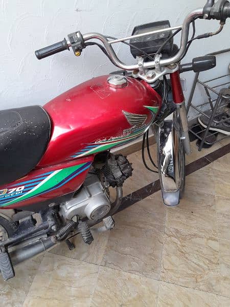 Honda CD70 2017 6