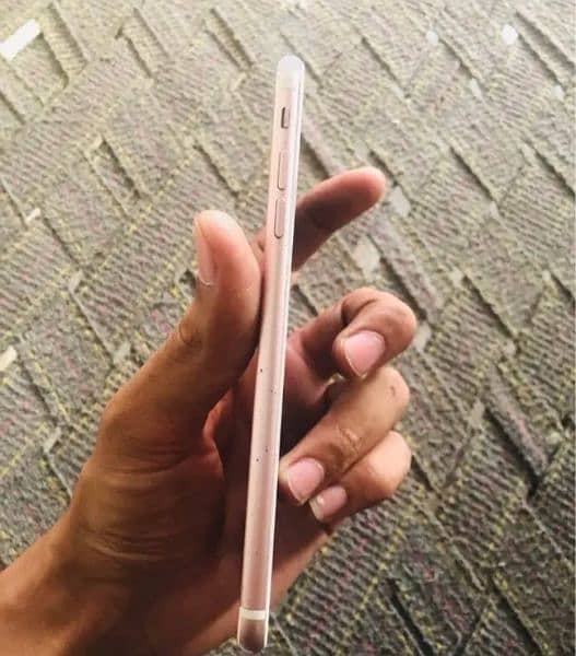 iphone 7 plus pta proved 32gb all okay fingerprint all okay 1