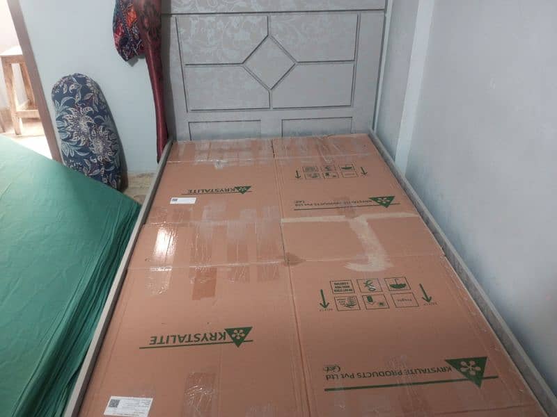 Single Bed With Mattress 3