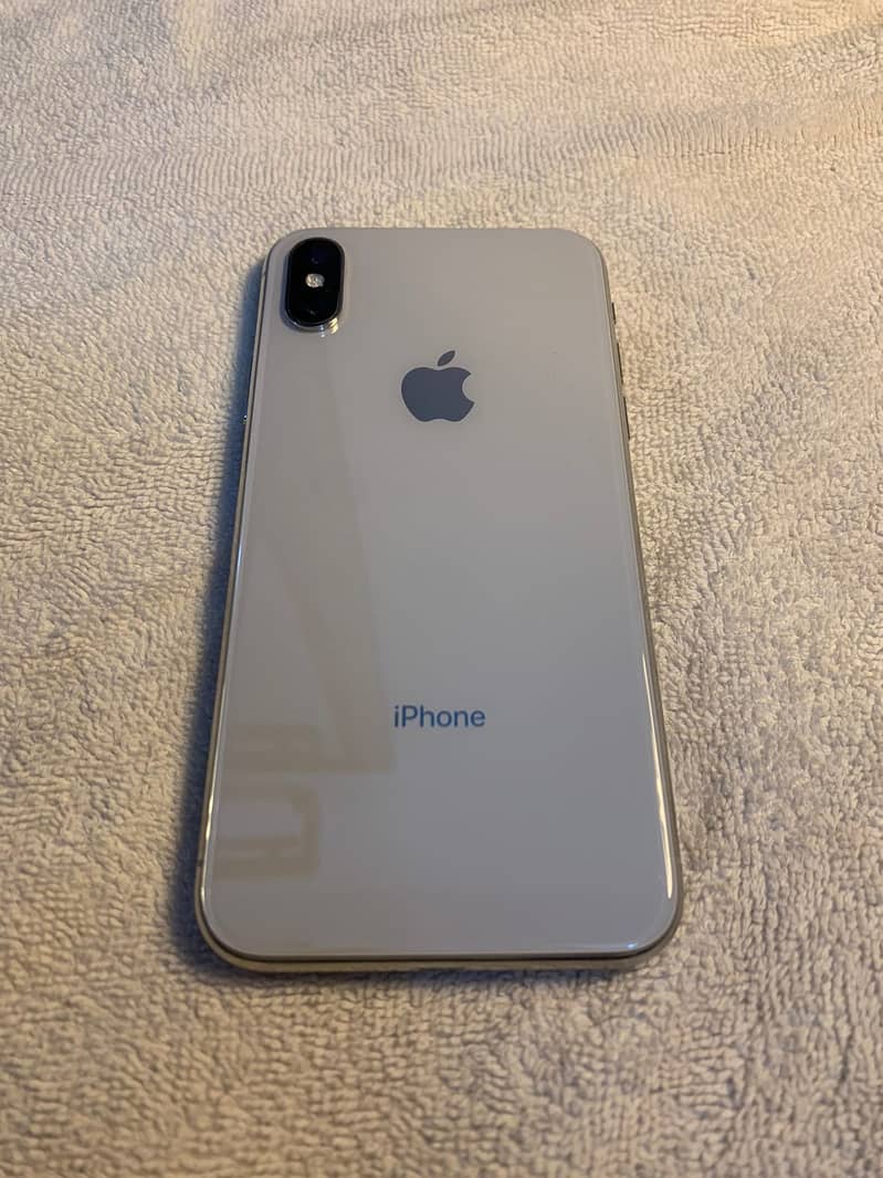 IPHONE X (PTA APPROVED) 2