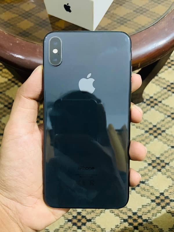 iPhone Xs Max new brand condition 3