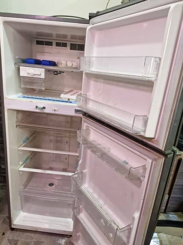 LG refrigerator 1