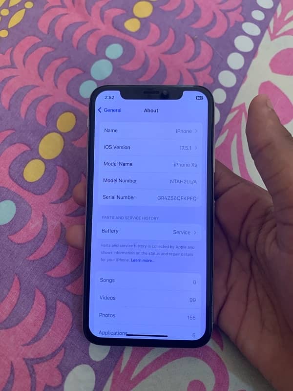 iphone xs (brand new) 4