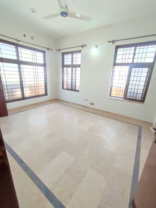 25*40 House available for Rent G-14/4 Real Pics 1