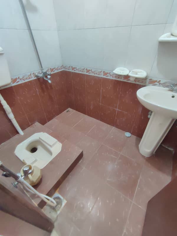 25*40 House available for Rent G-14/4 Real Pics 4