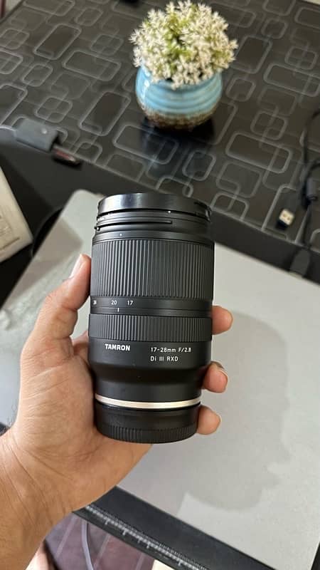 Tamron 18-28 f2.8 lens sony FE | Under warranty just box open 0