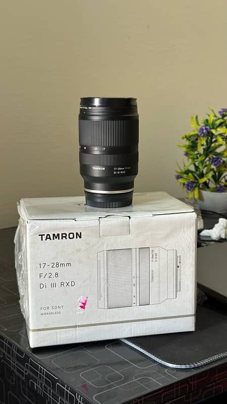 Tamron 18-28 f2.8 lens sony FE | Under warranty just box open 4