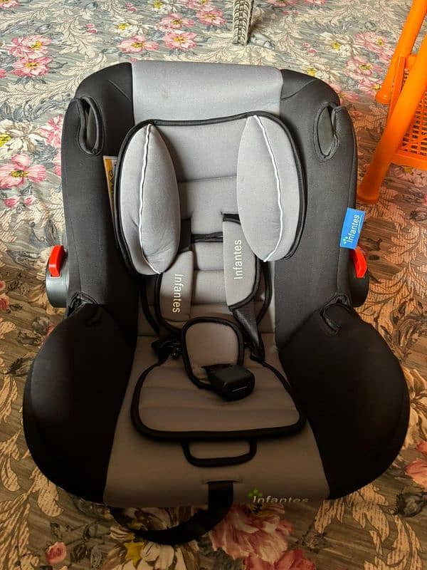 INFANTES CAR SEAT FOR BABIES 1