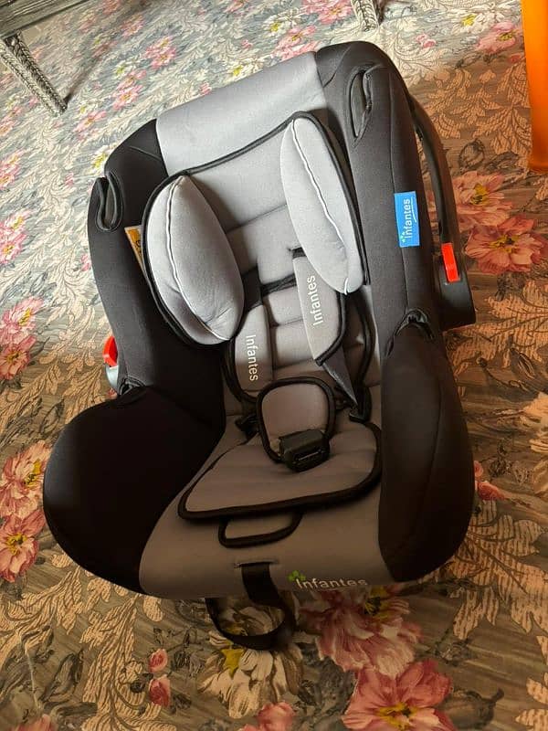 INFANTES CAR SEAT FOR BABIES 2