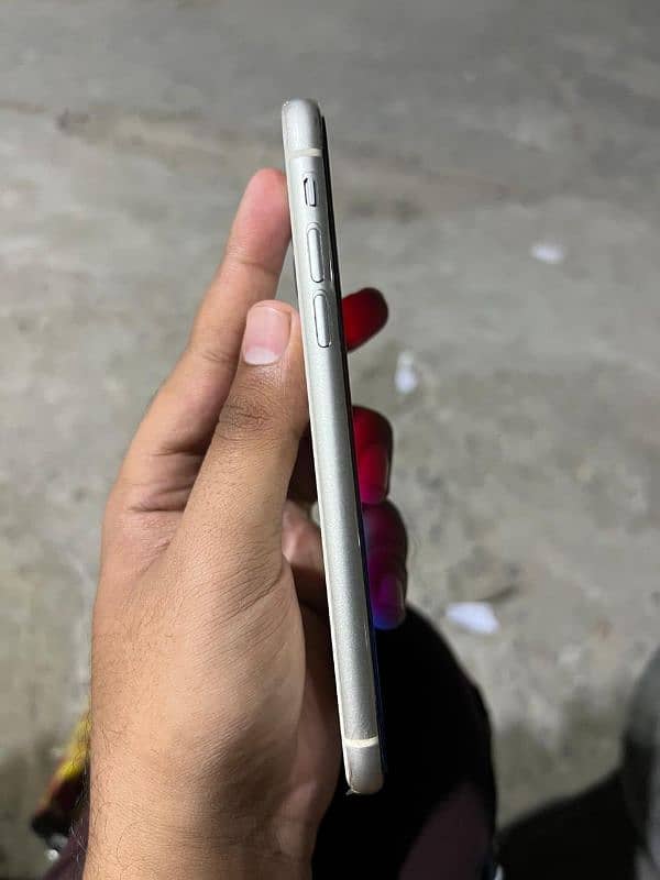 Iphone 11 64Gb 03311046735 3