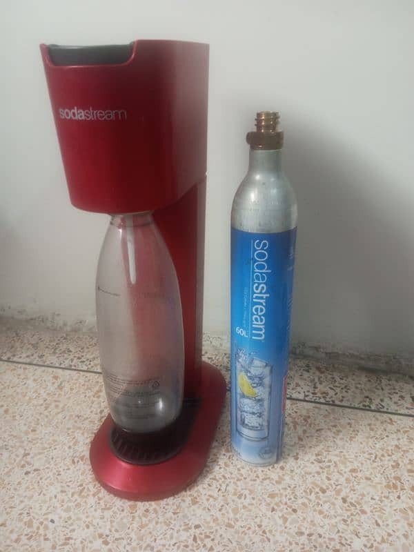 Soda Stream machine cold drink maker 0