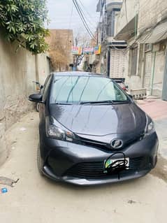 Toyota Vitz 2015