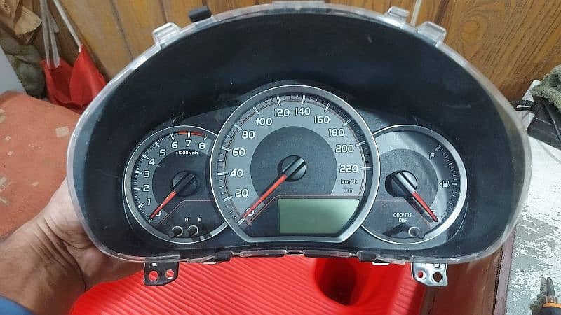 Vitz 2018 Rpm Speedometer 3