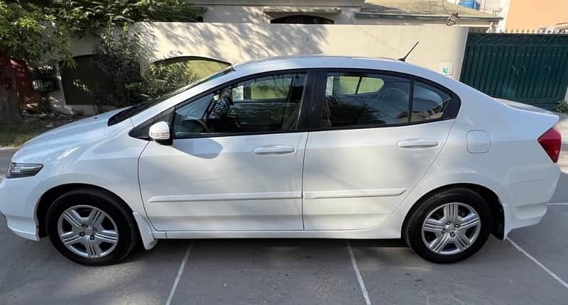 Honda City IVTEC 2018 4