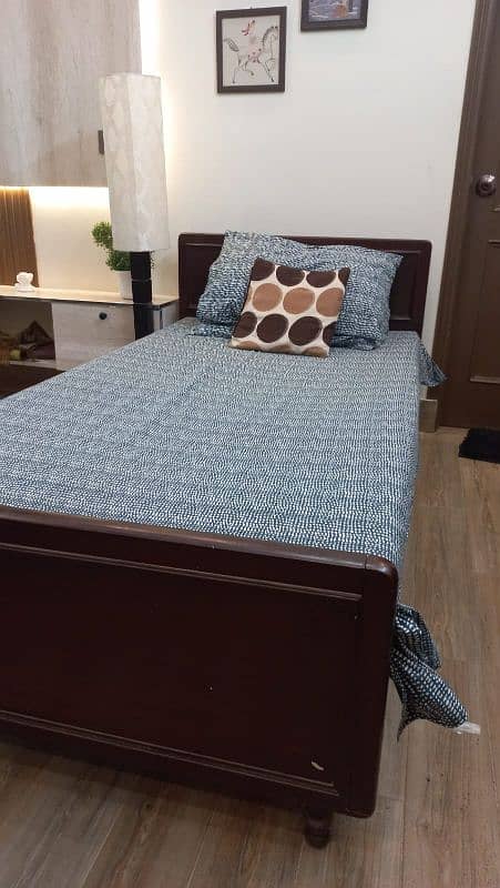 pure solid wood single bed available 2